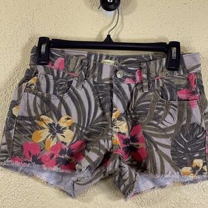 Old Navy Shorts Gray Pink Floral Size 0 The Diva